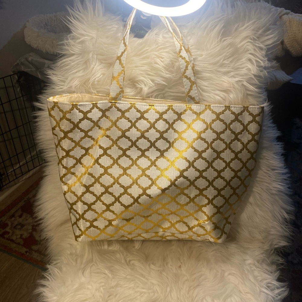 Elegant Gold and White Tote